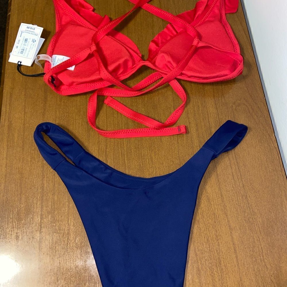 NWT shade and shore bikini - Picture 4 of 6